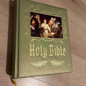 Antique vintage Holy Bible book